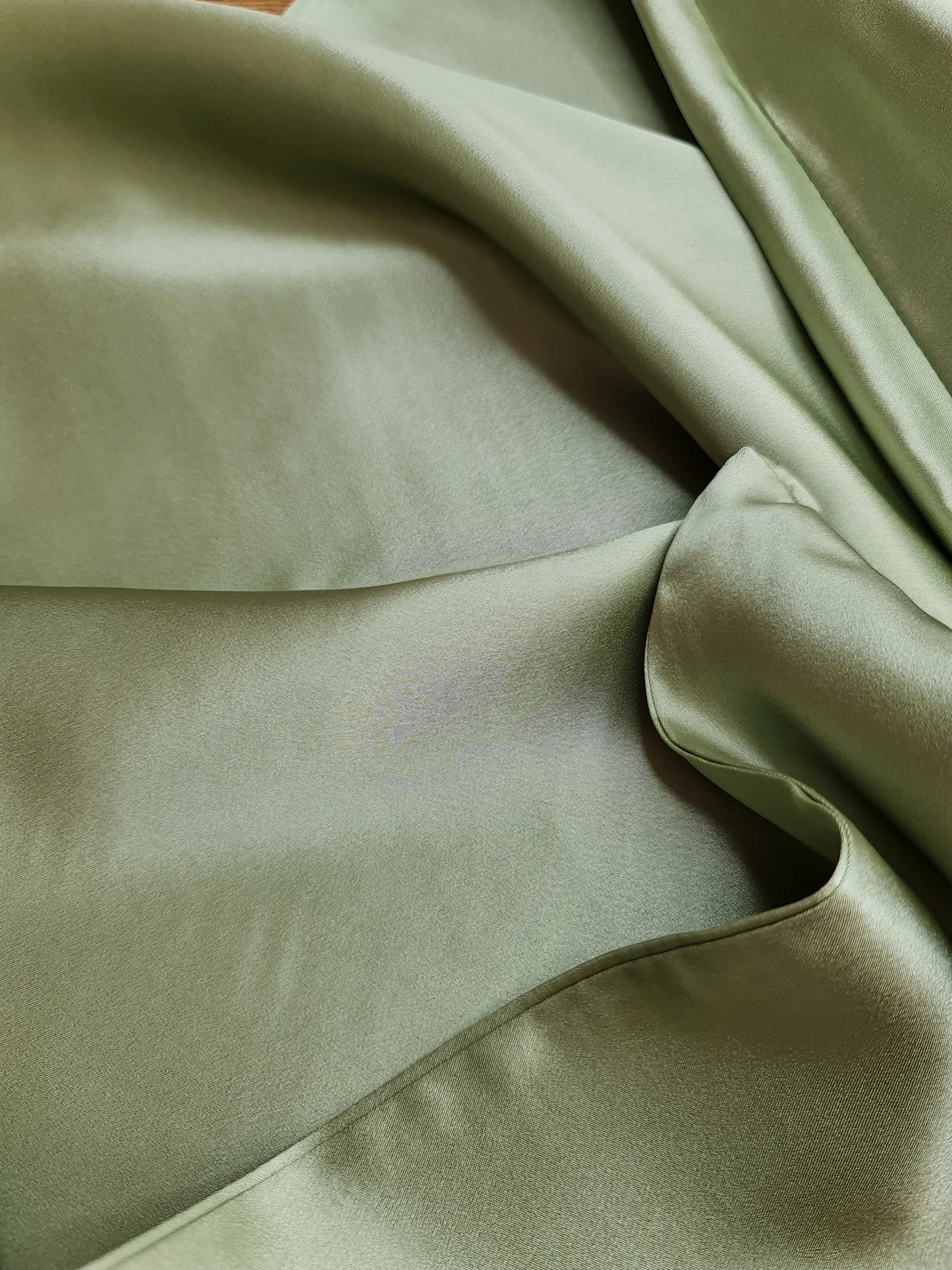 Silk Pillowcase 19mm Sage Single.