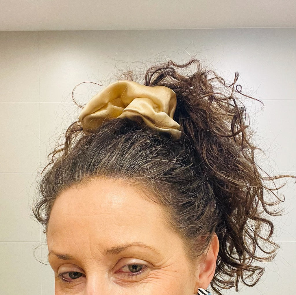 Mulberry Silk Extra Scrunchie